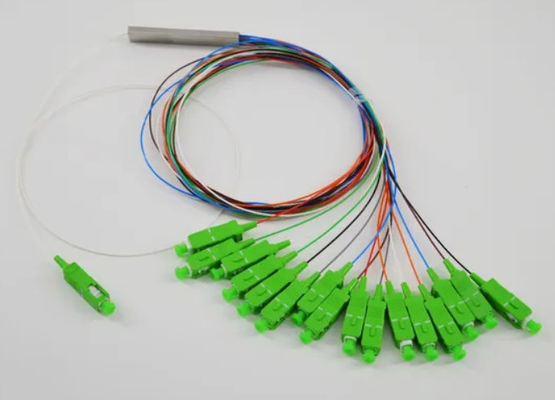 1X16 FTTX Mini Steel Tube Fiber Optic PLC Splitter Кабель диаметром 0,9 мм для приложений FTTX