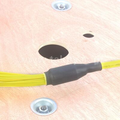 Волоконно-оптические патч-кодулы 48Cores SC-SC предварительно завершенный Breakout Patchcord для телекоммуникационного центра обработки данных