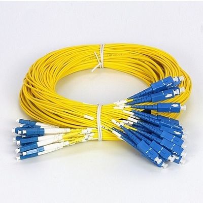 Режим LC кабеля OS2 разветвителя оптического волокна ядров G657A1 24 одиночный к SC