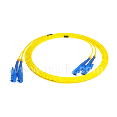 Стандарт телекоммуникаций кабеля оптического волокна желтый LSZH E2000-E2000 SM G657A2 Zipcord